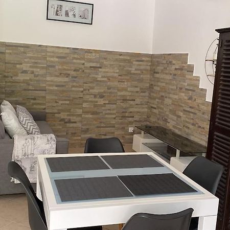 Villa Serenice - F2 Au Calme, Climatise, Wifi Et Parking Gratuit 외부 사진
