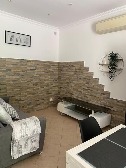 Villa Serenice - F2 Au Calme, Climatise, Wifi Et Parking Gratuit 외부 사진